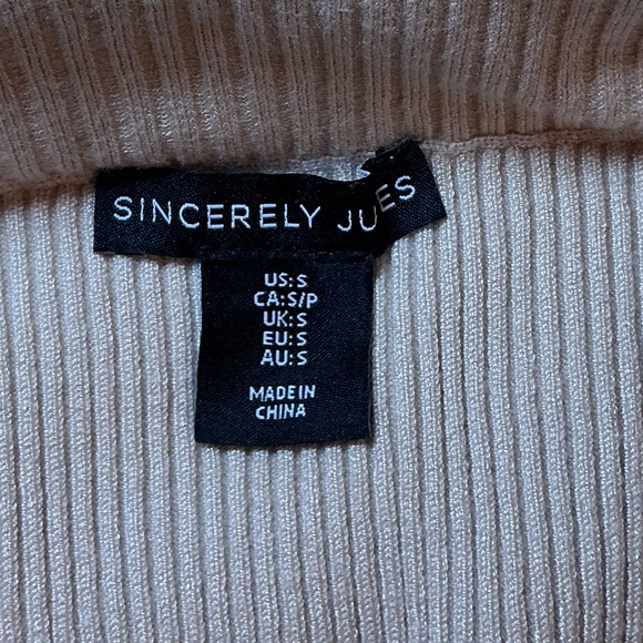 Sincerely Jules Elegant Cream Ribbed Two-Piece Set - Picture 7 of 8